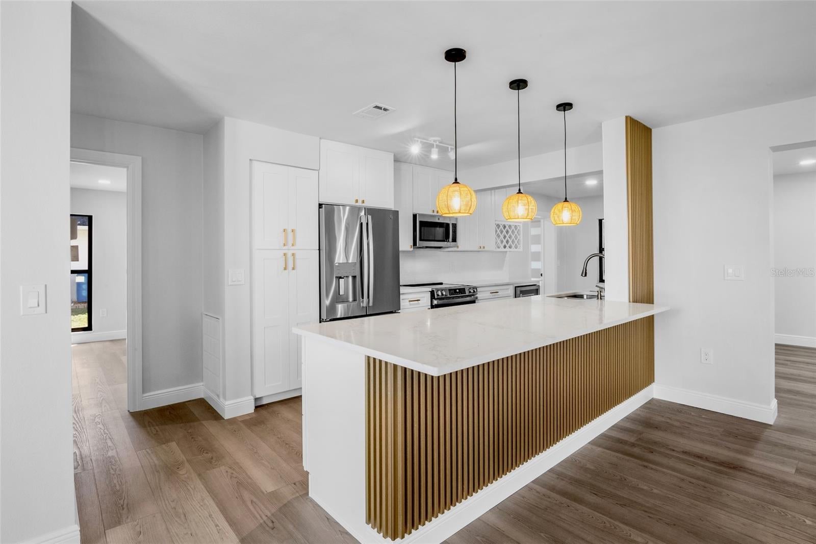 ENGLEWOOD ISLES SUB - Residential