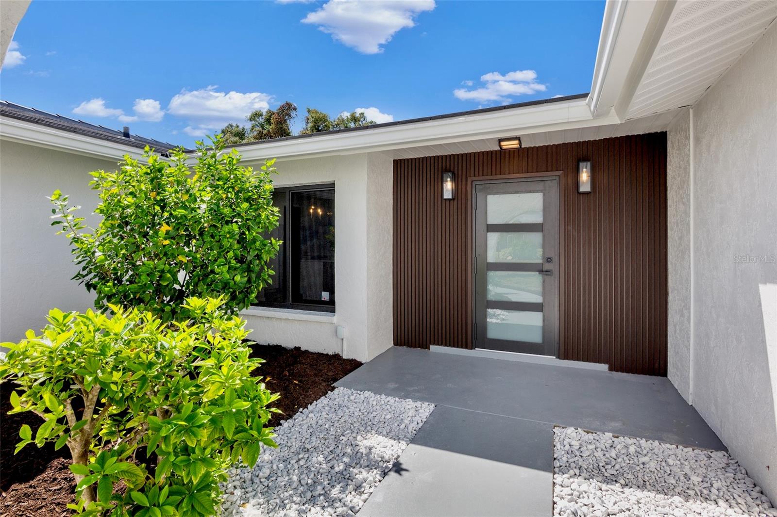 ENGLEWOOD ISLES SUB - Residential
