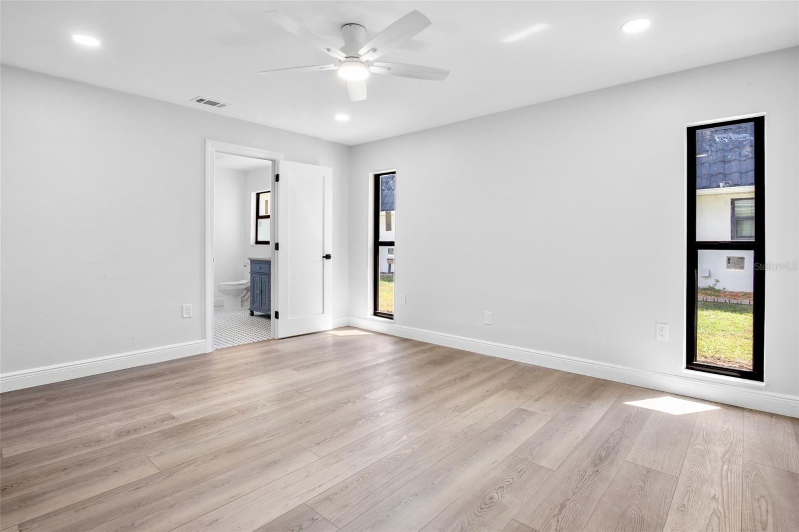ENGLEWOOD ISLES SUB - Residential