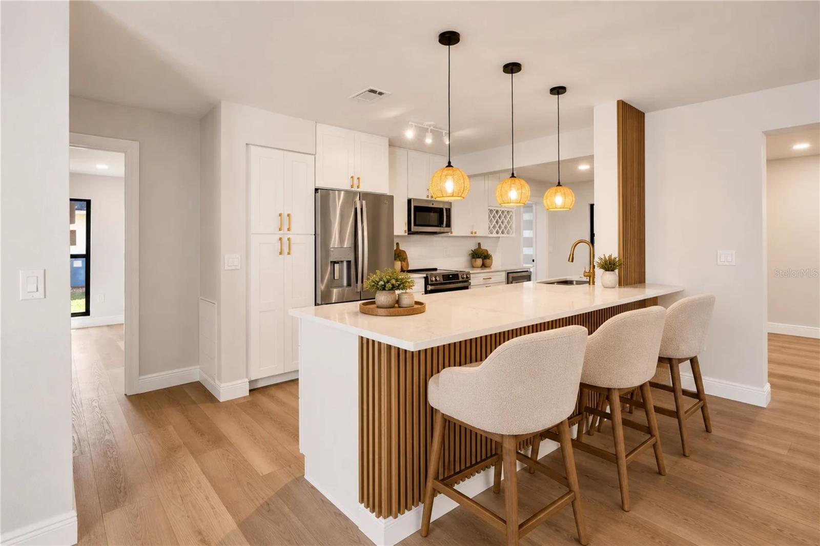 ENGLEWOOD ISLES SUB - Residential