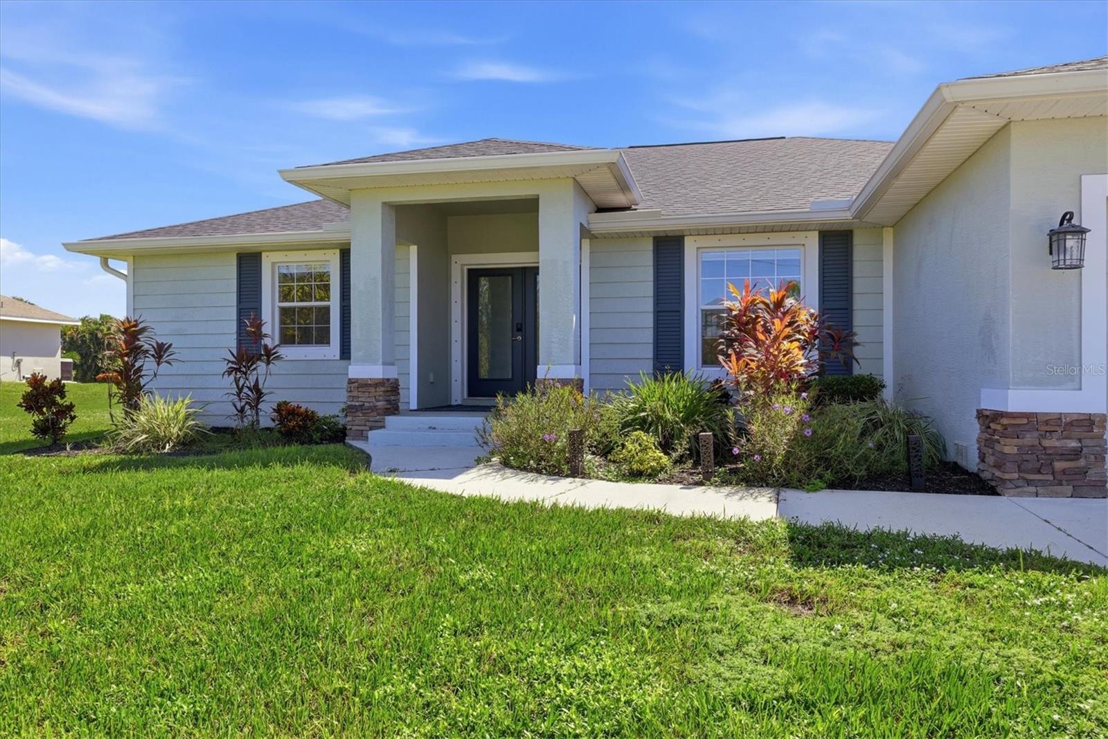 ROTONDA WEST PINE VALLEY - Residential