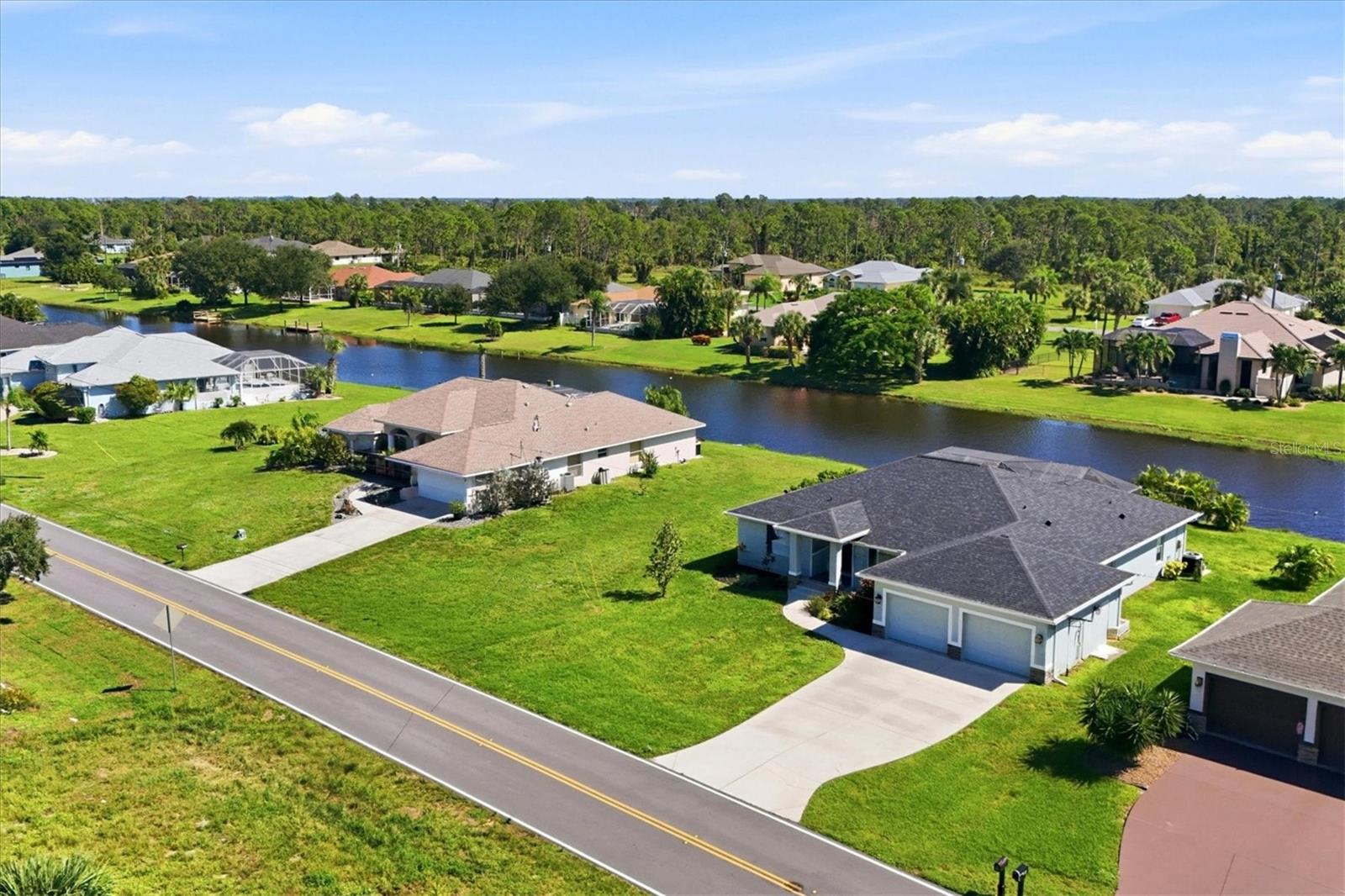 ROTONDA WEST PINE VALLEY - Residential