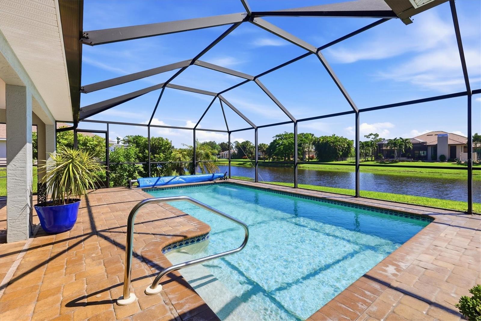 ROTONDA WEST PINE VALLEY - Residential