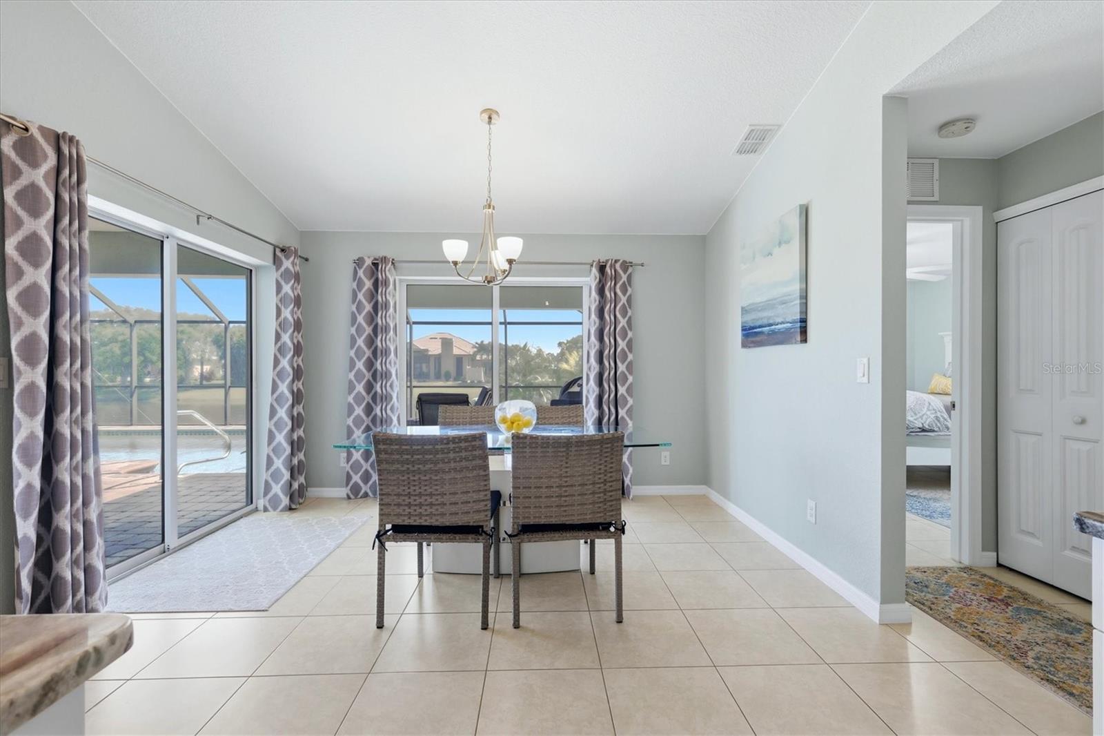 ROTONDA WEST PINE VALLEY - Residential