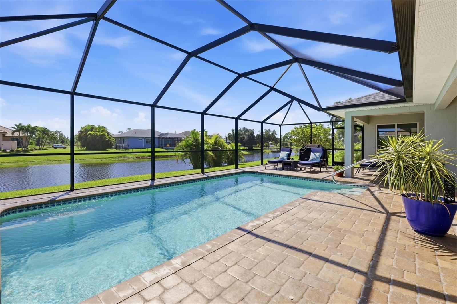 ROTONDA WEST PINE VALLEY - Residential