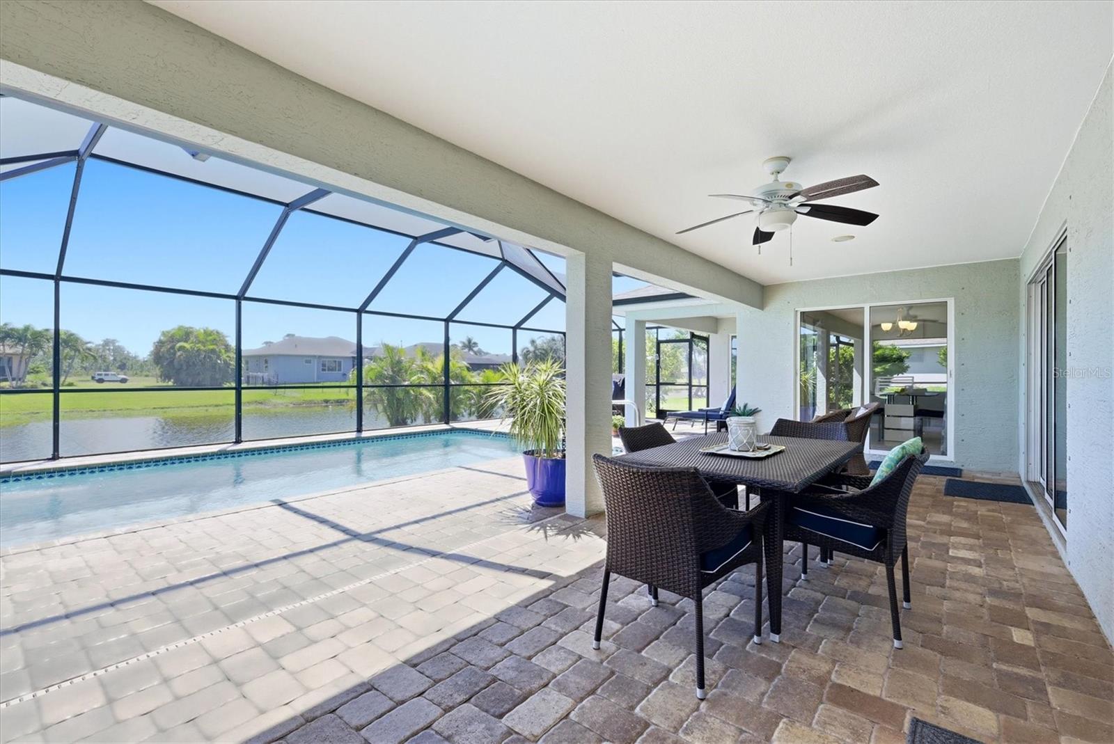 ROTONDA WEST PINE VALLEY - Residential