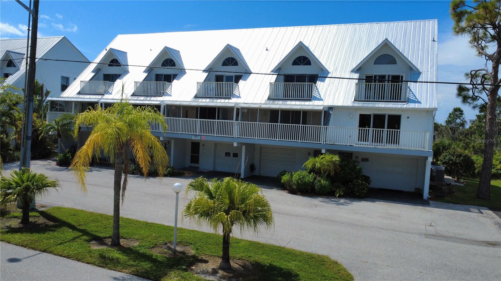 FIDDLERS GREEN 02 PH 03 BLDG 03 - Residential