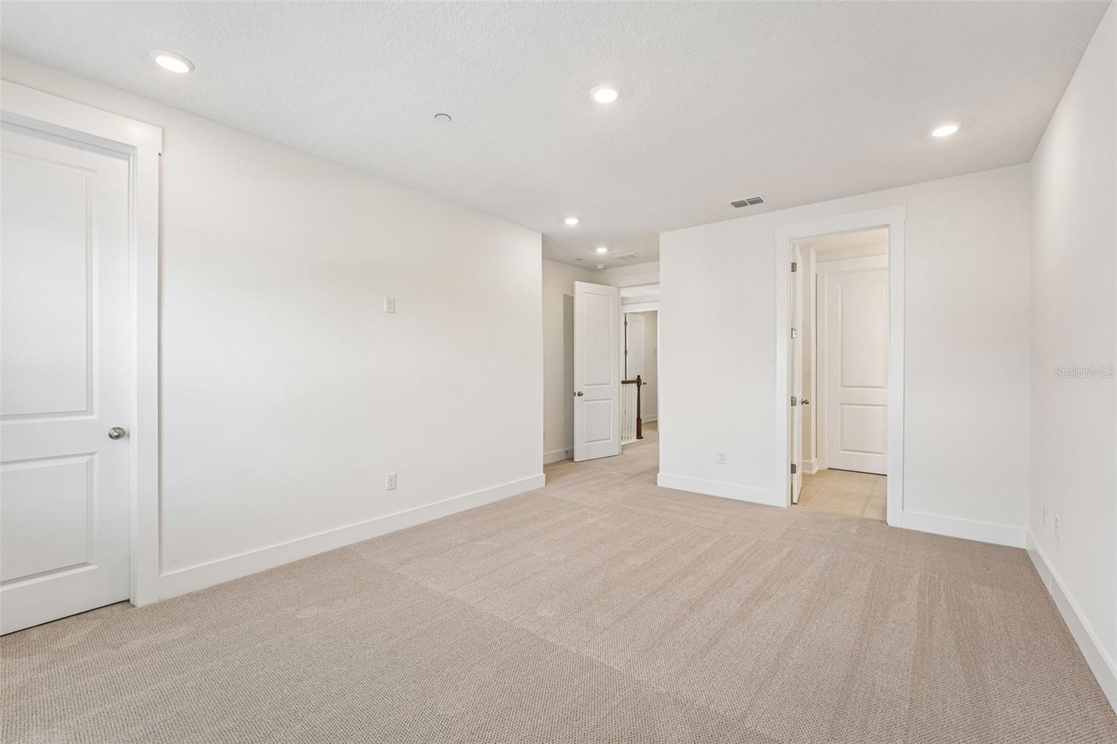 EVERRANGE AT THE RIDGE - Residential