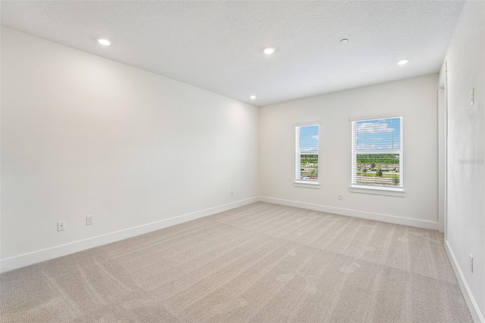 EVERRANGE AT THE RIDGE - Residential