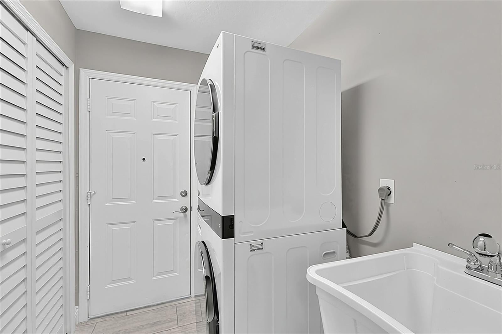 FT MYERS SHORES - Residential