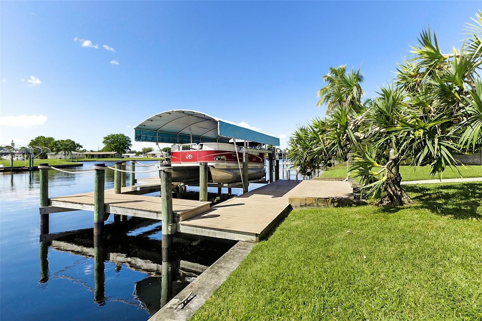FT MYERS SHORES - Residential