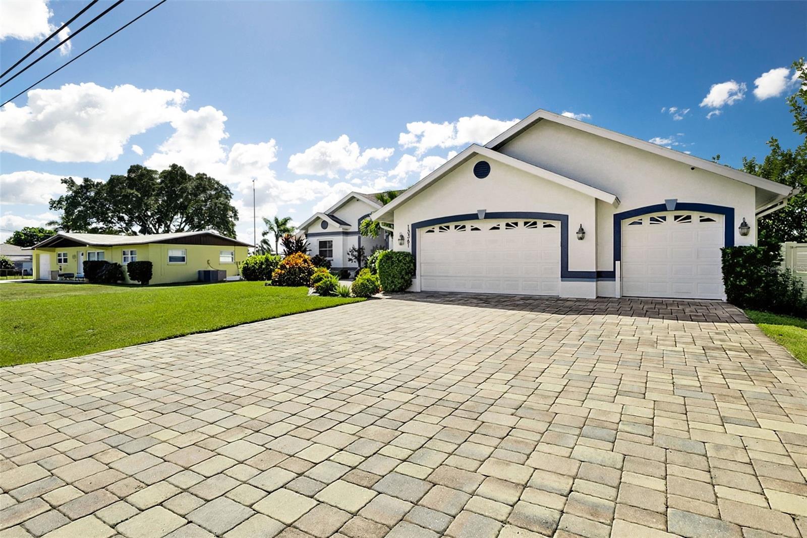 FT MYERS SHORES - Residential