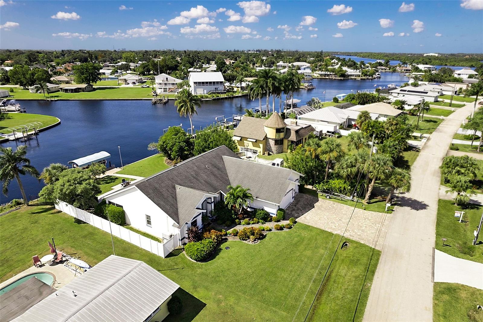 FT MYERS SHORES - Residential