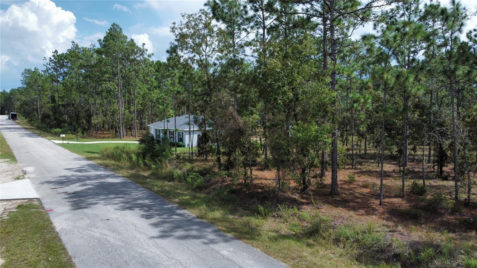 RAINBOW LAKES ESTATE - Land