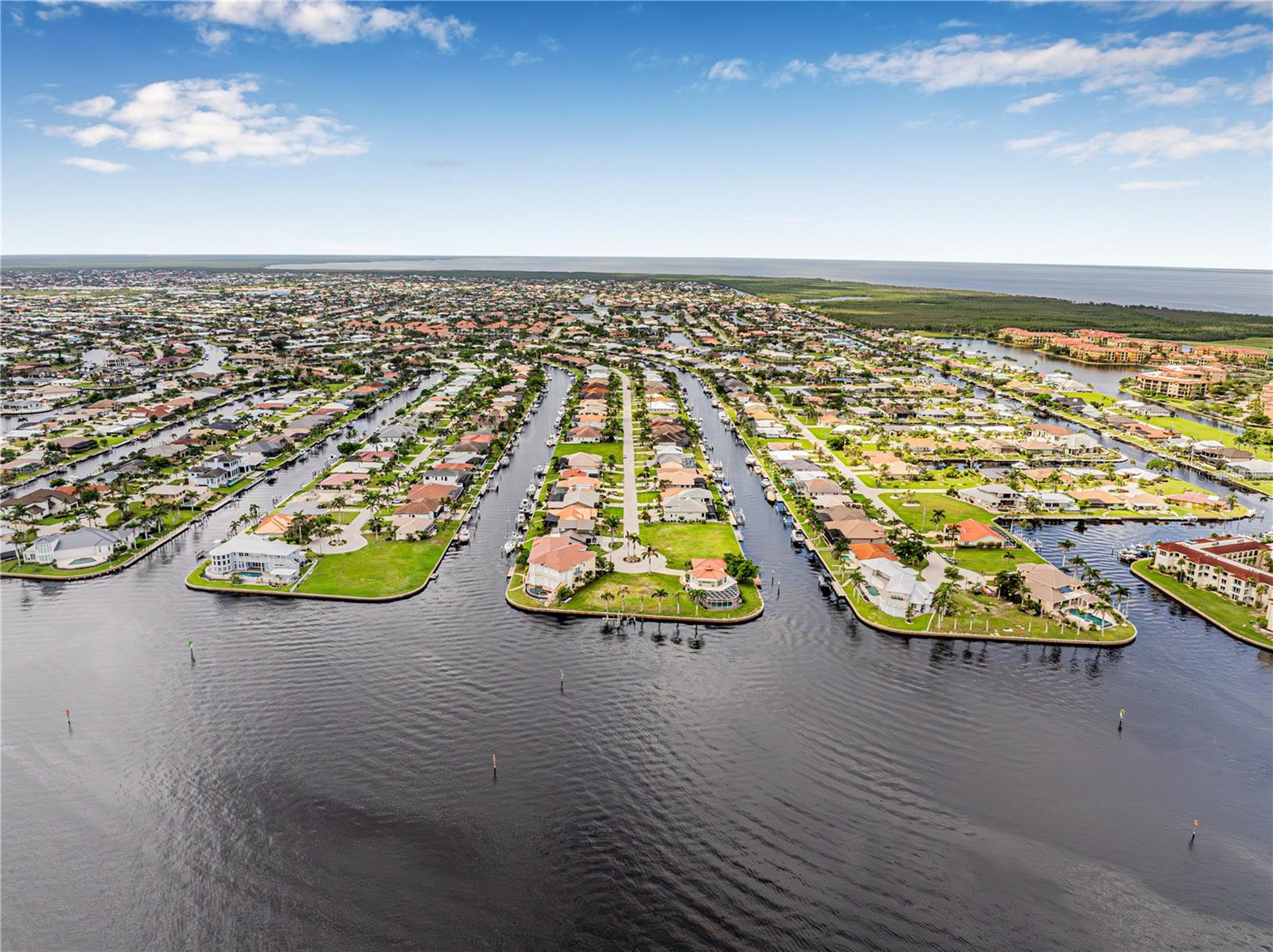 PUNTA GORDA ISLES SEC 04 - Land
