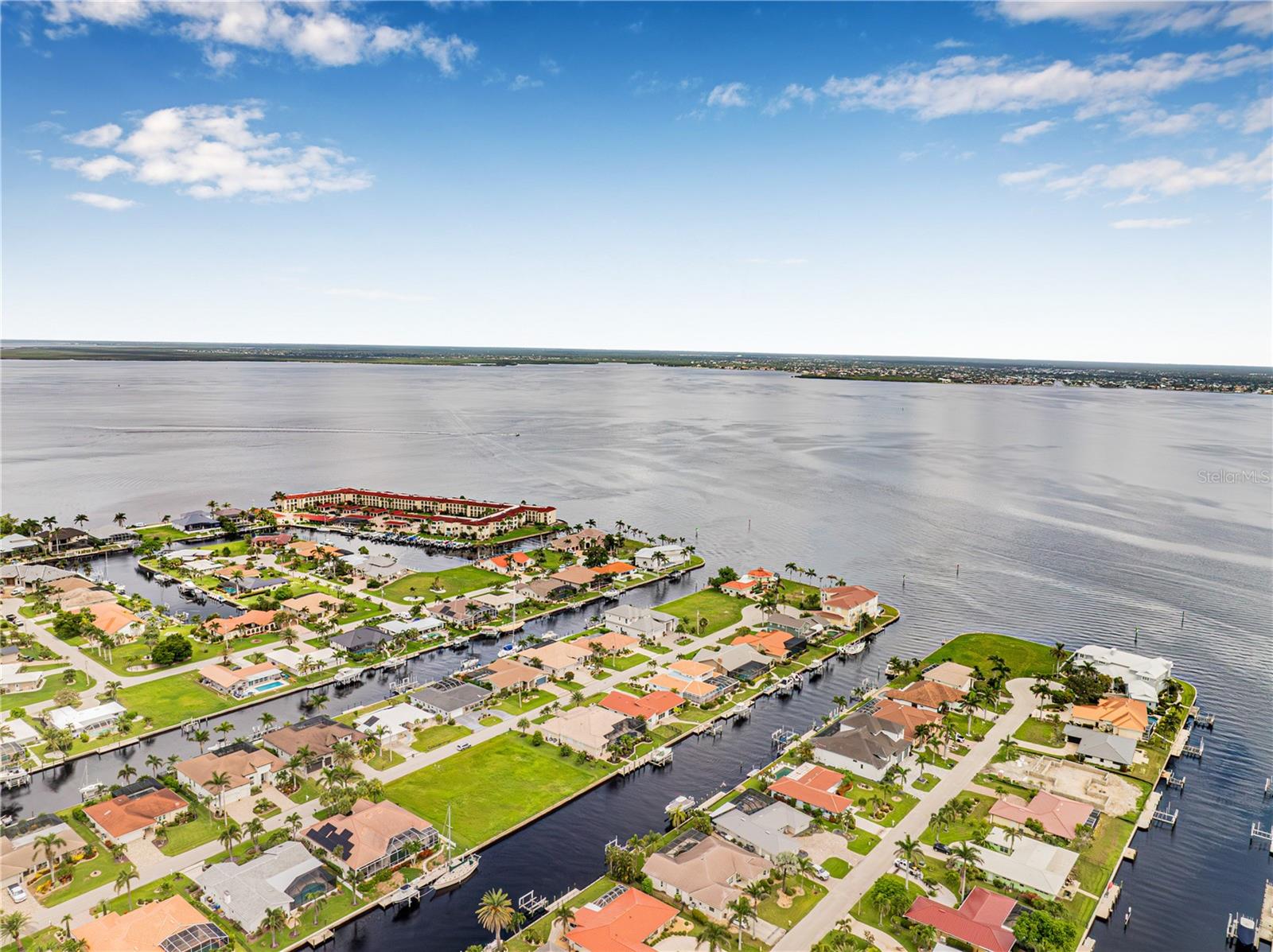 PUNTA GORDA ISLES SEC 04 - Land