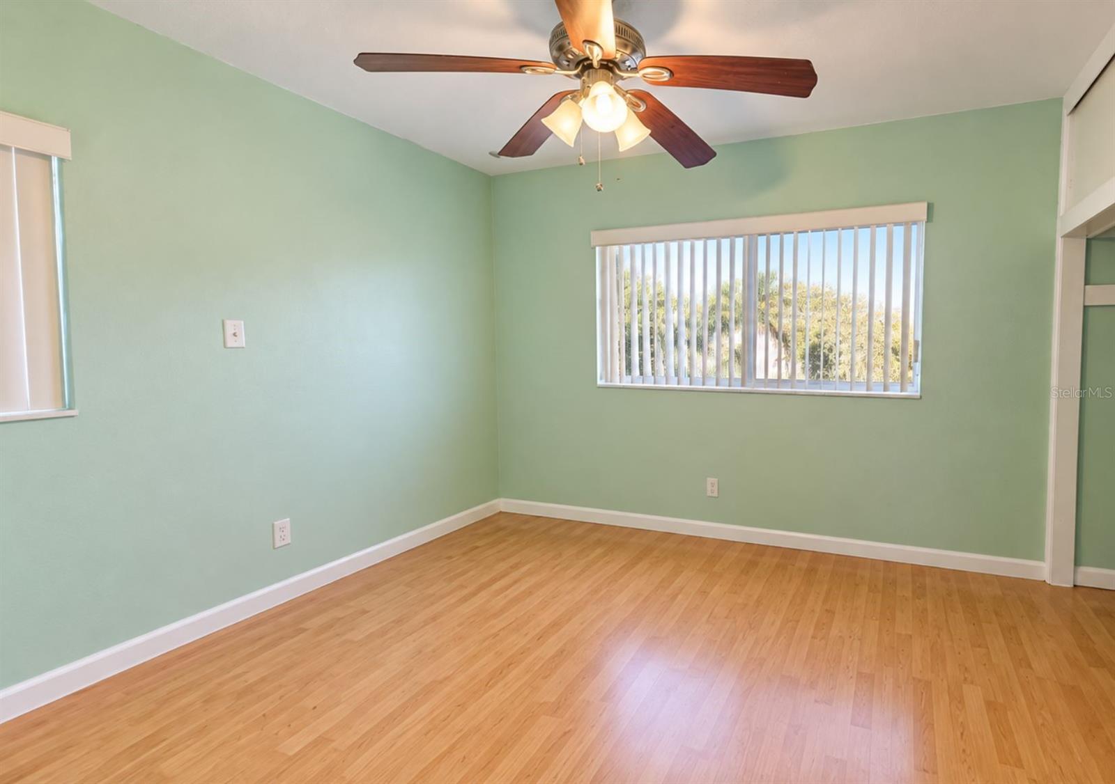 TILSEN MANOR BLKS 2 3 4 5 6 8 - Residential