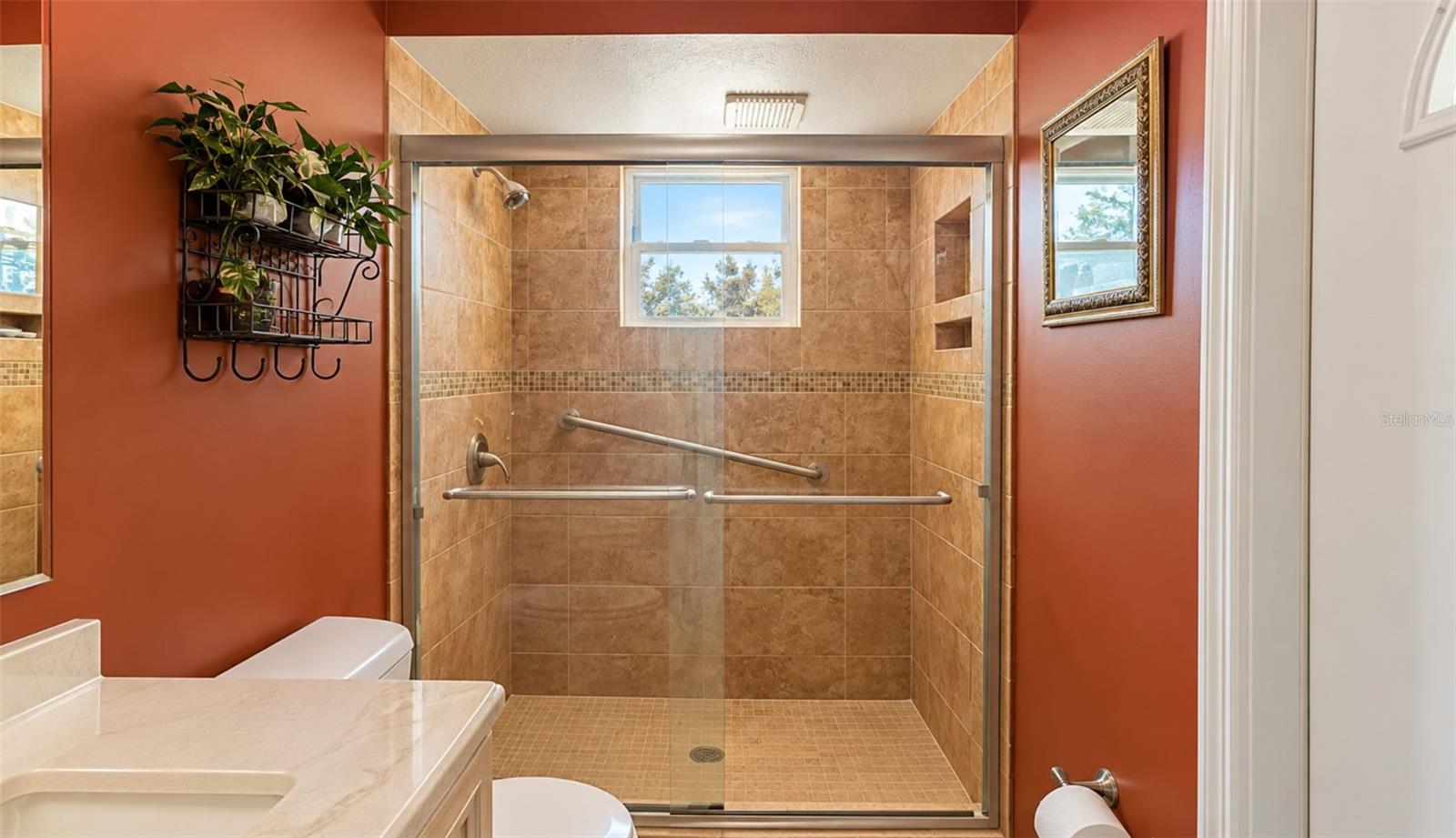 TILSEN MANOR BLKS 2 3 4 5 6 8 - Residential