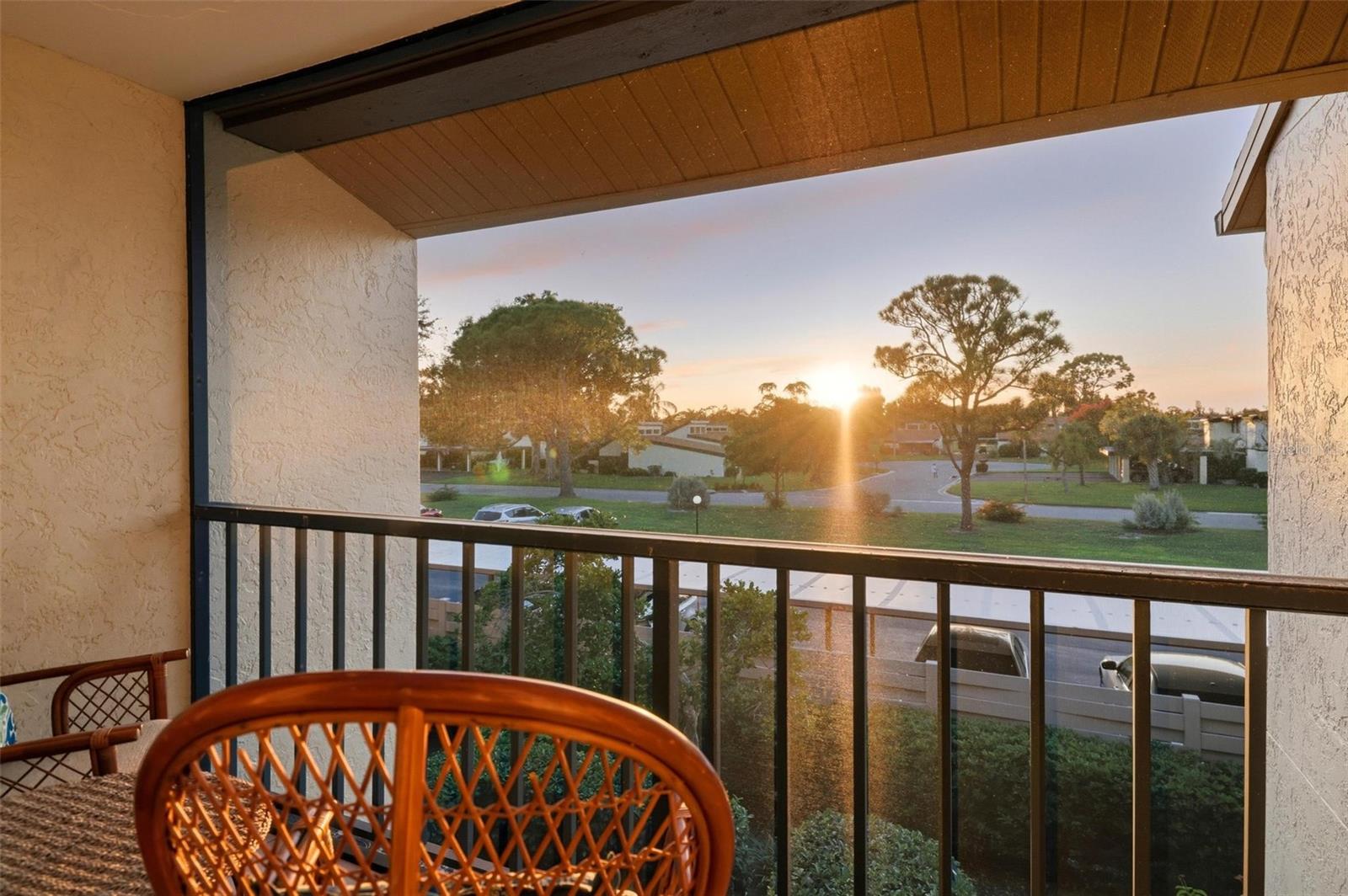BIRD BAY V - Residential