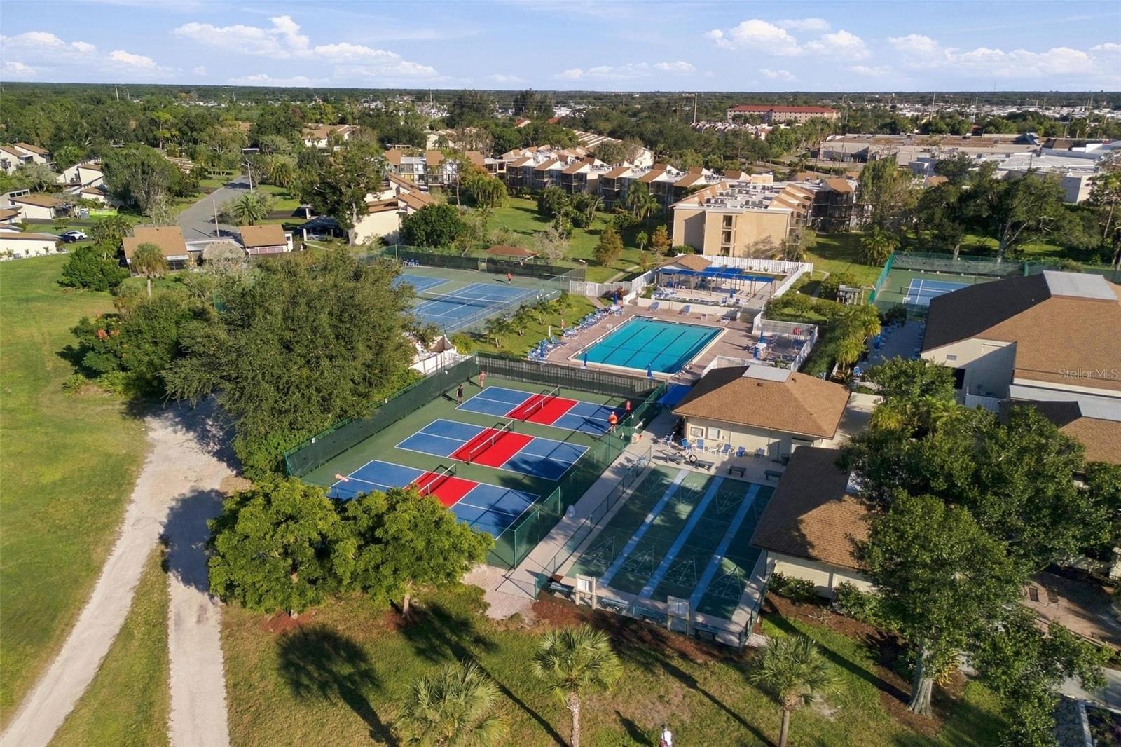 BIRD BAY V - Residential