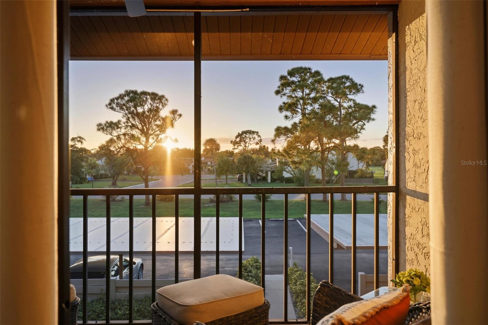 BIRD BAY V - Residential