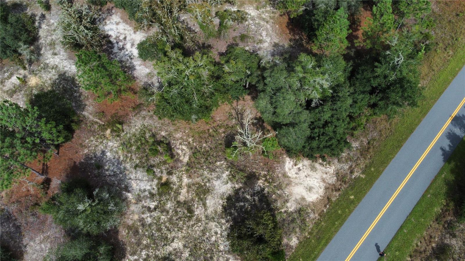RAINBOW LAKES ESTATE - Land