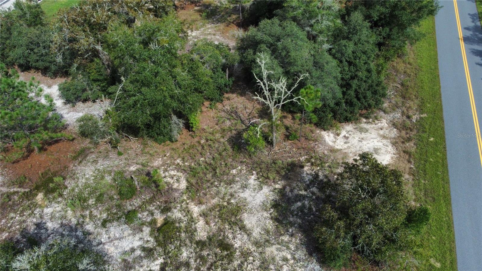 RAINBOW LAKES ESTATE - Land