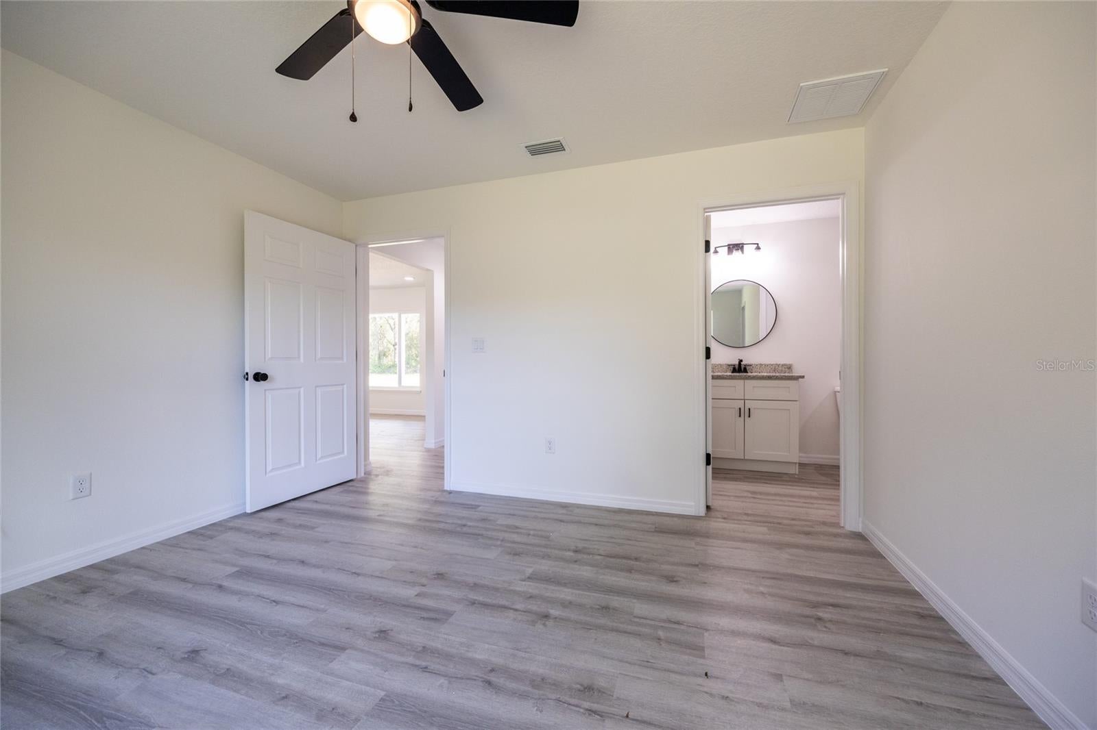 WILLISTON HYLNDS GOLF & C CLUB ESTATE - Residential