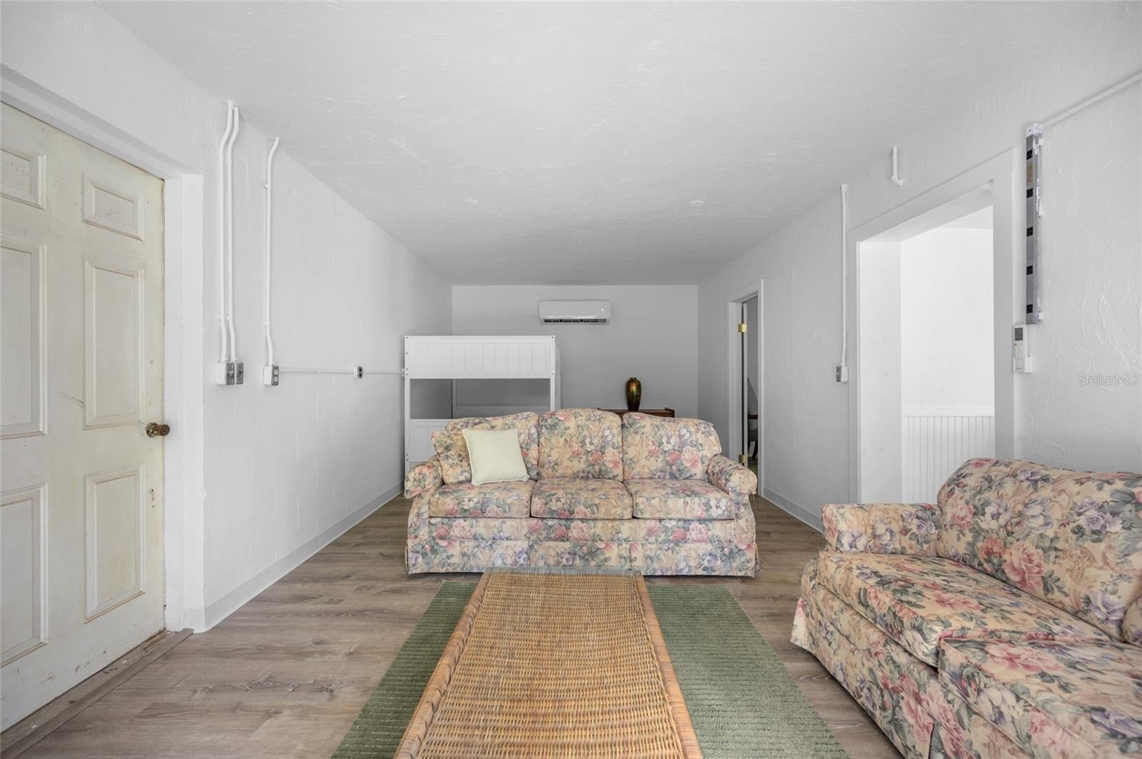 HEASLEY THOMAS E SUB - Residential