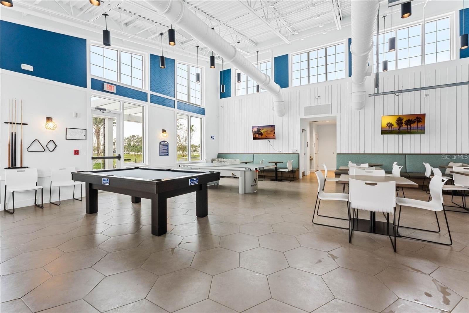 MERIDIAN PARKS - Residential