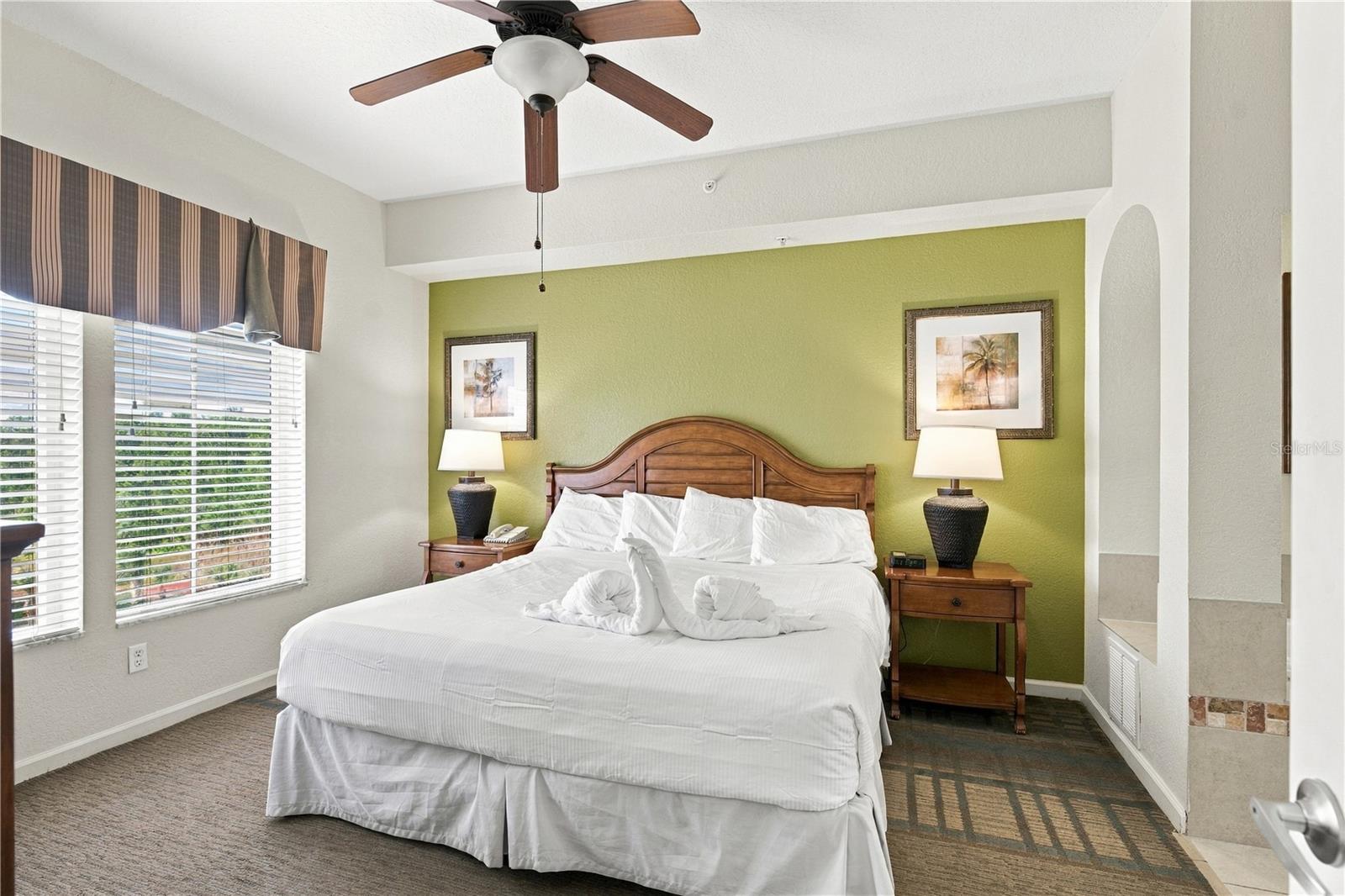 LAKE BUENA VISTA RESORT VILLAGE 4 CONDO - Residential