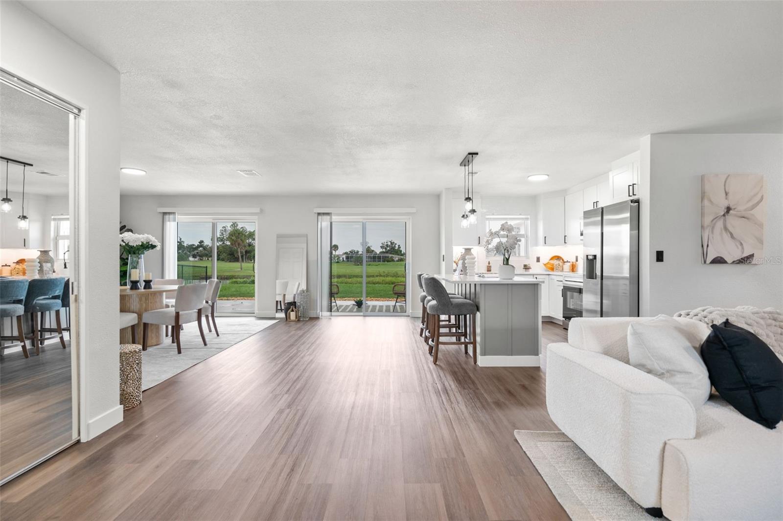 ROTONDA WEST OAKLAND HILLS - Residential