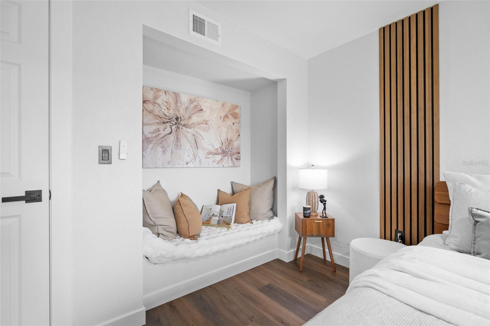 ROTONDA WEST OAKLAND HILLS - Residential