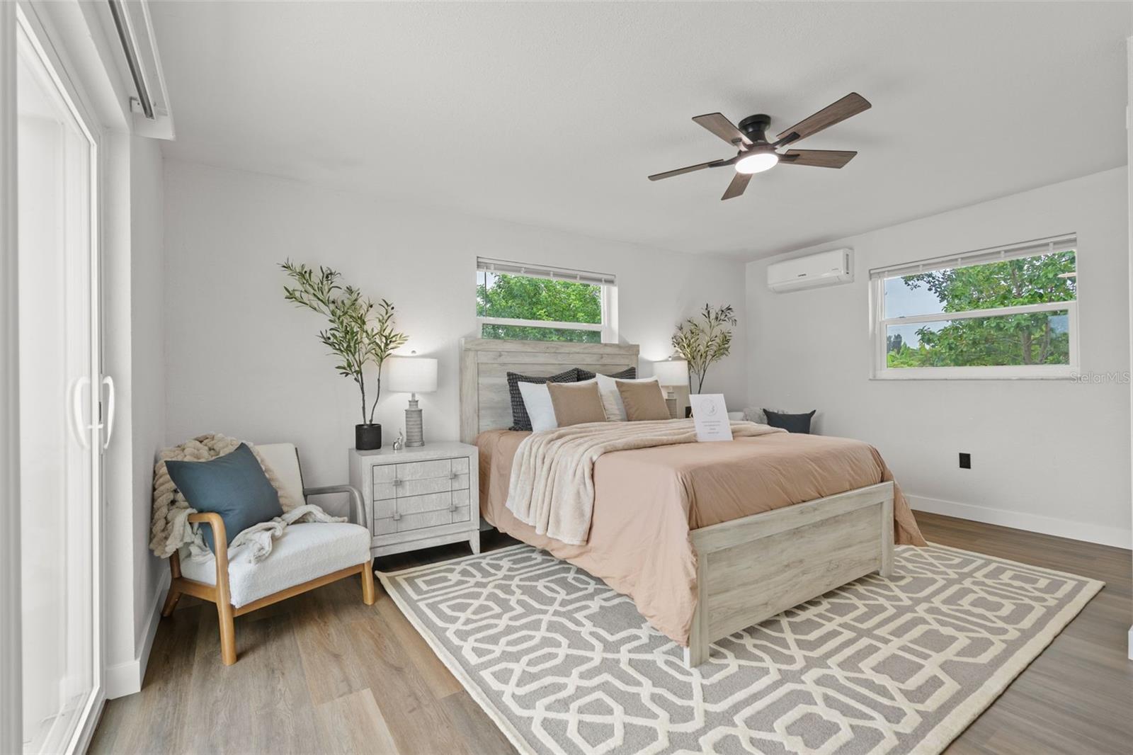 ROTONDA WEST OAKLAND HILLS - Residential