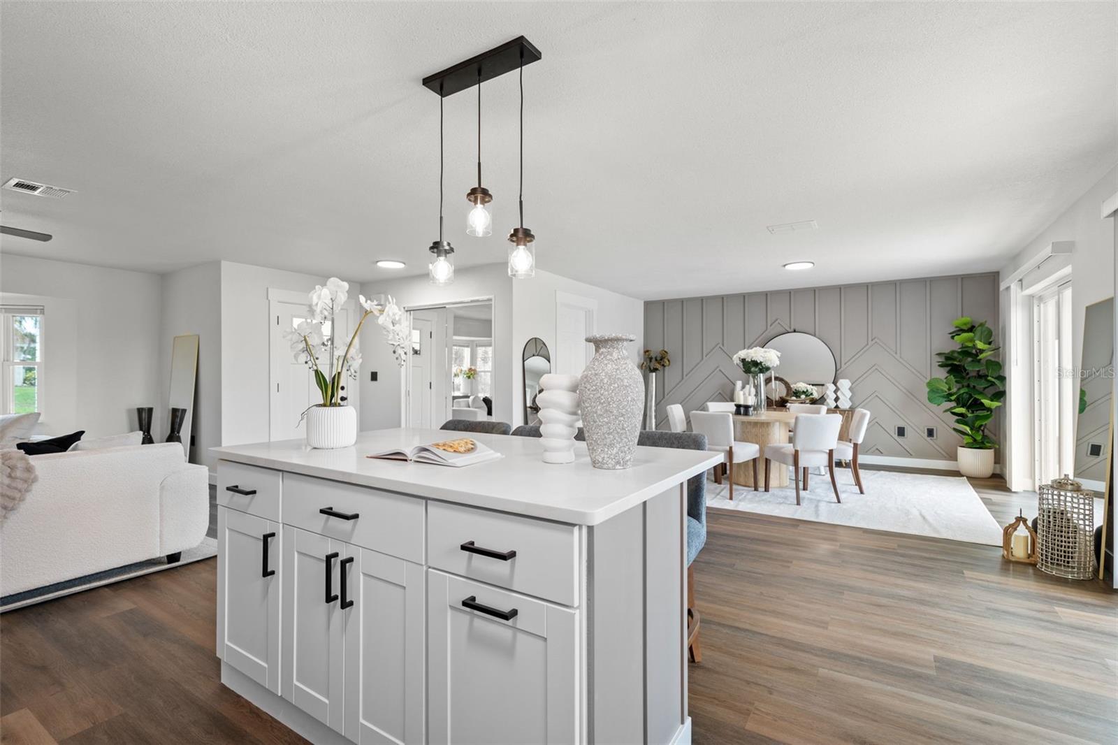 ROTONDA WEST OAKLAND HILLS - Residential