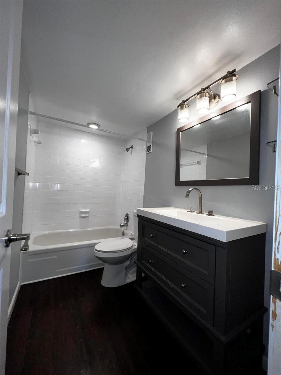 ALHAMBRA CLUB CONDO - Residential