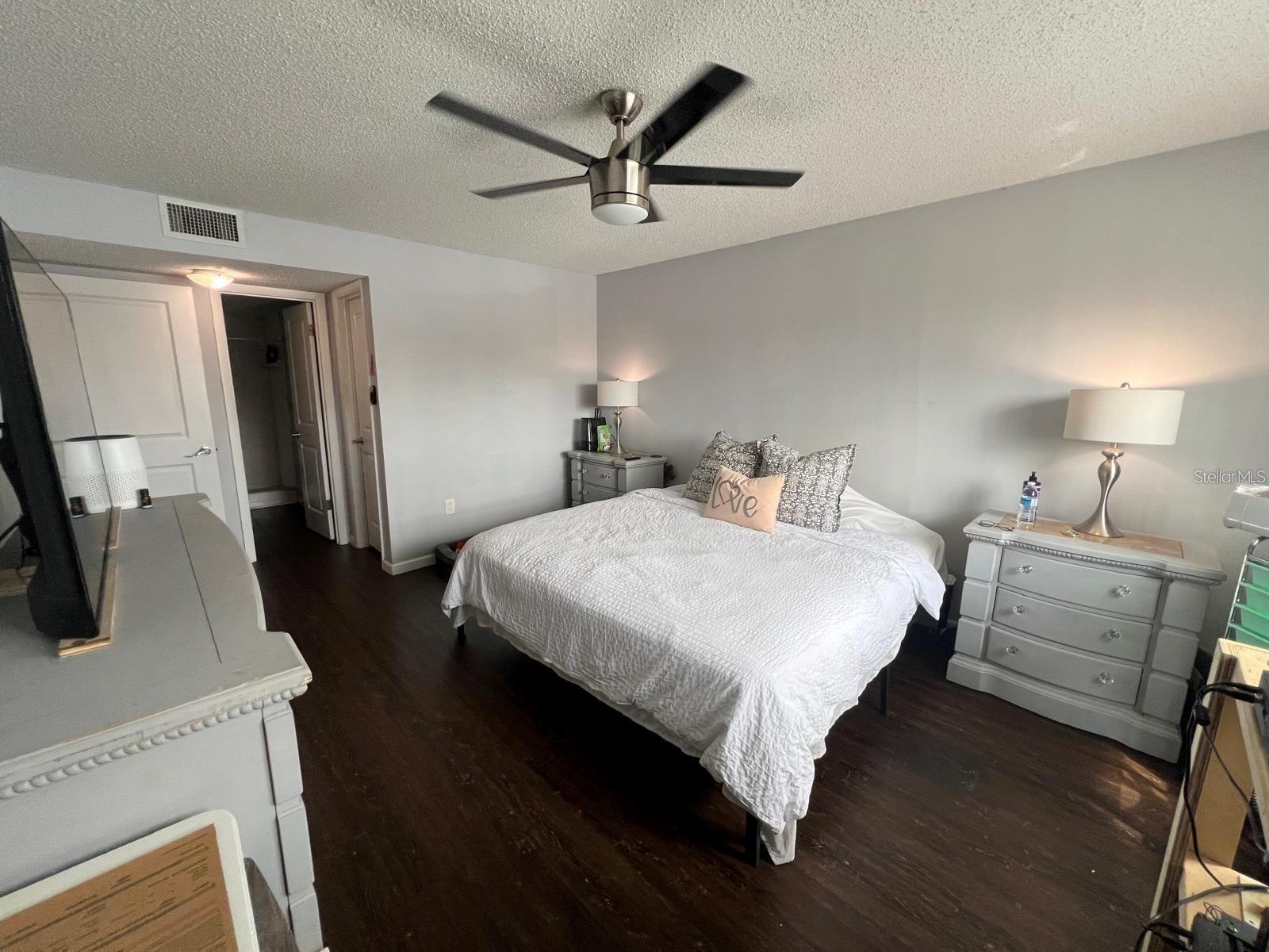 ALHAMBRA CLUB CONDO - Residential