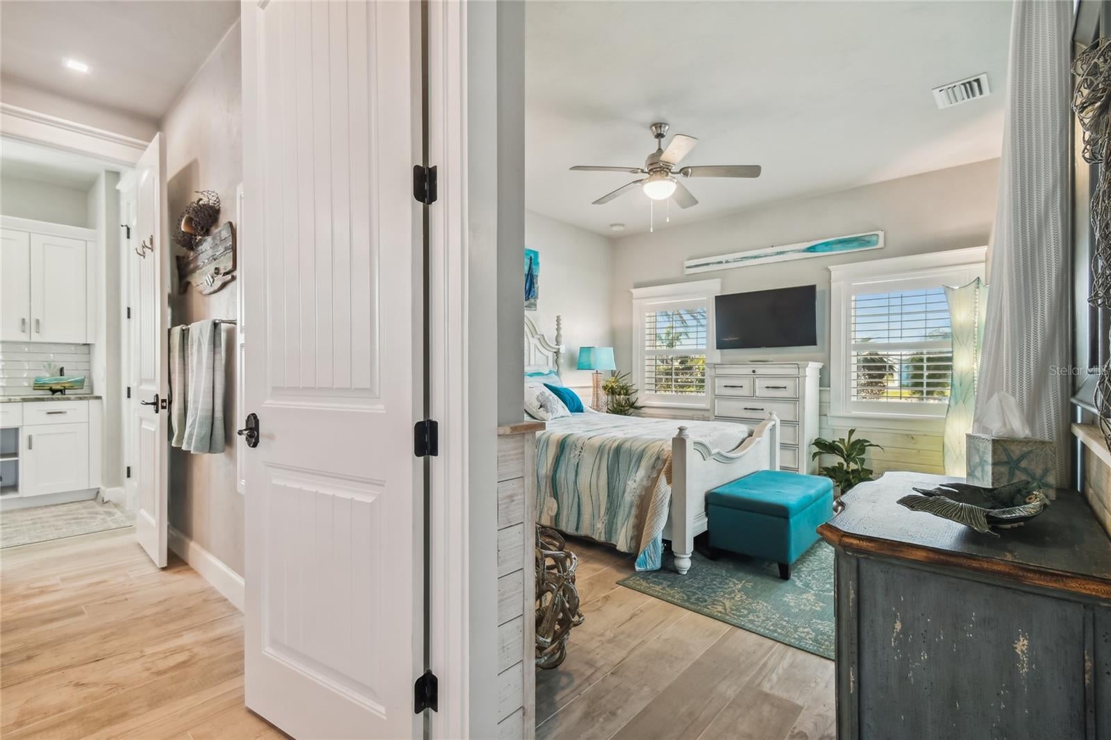 THORNTON CRK MOTORCOACH RESIDENCE - Residential