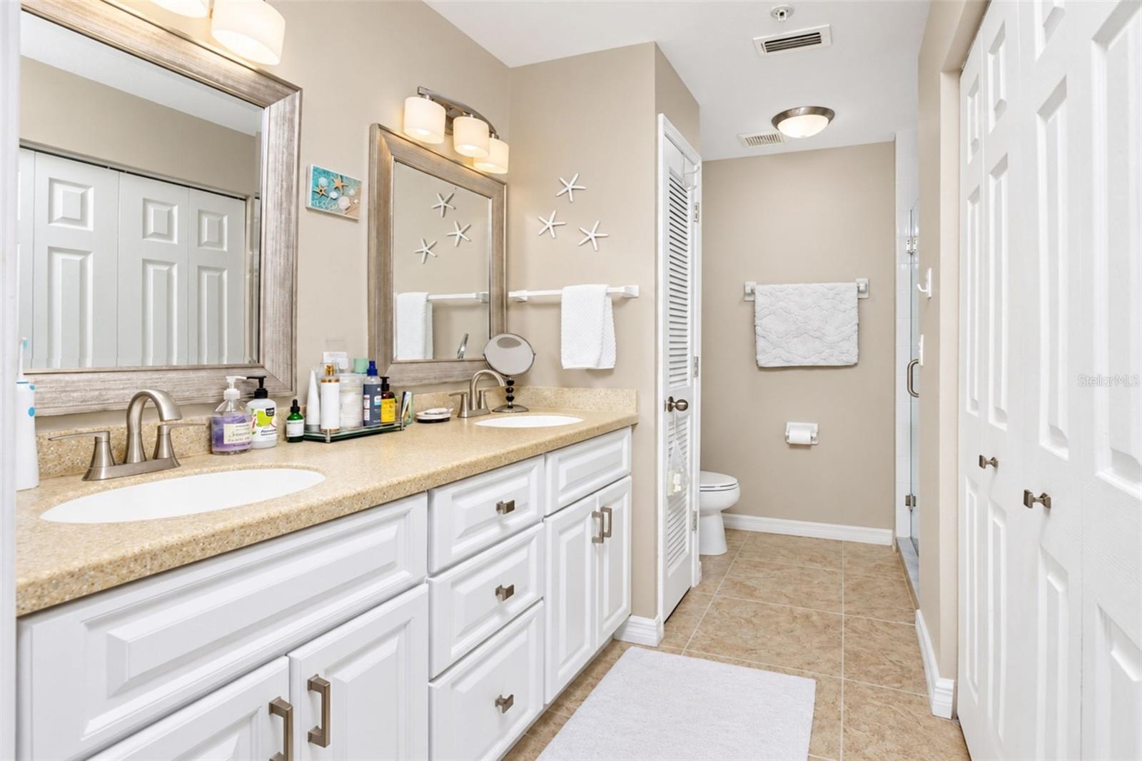 ST JAMES PLACE CONDO - Residential