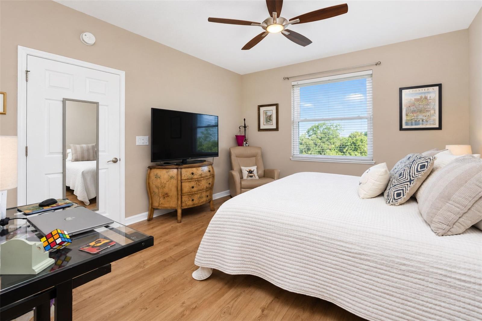ST JAMES PLACE CONDO - Residential