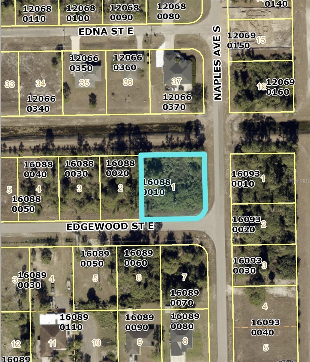 Great vacant lot to build your dream home!