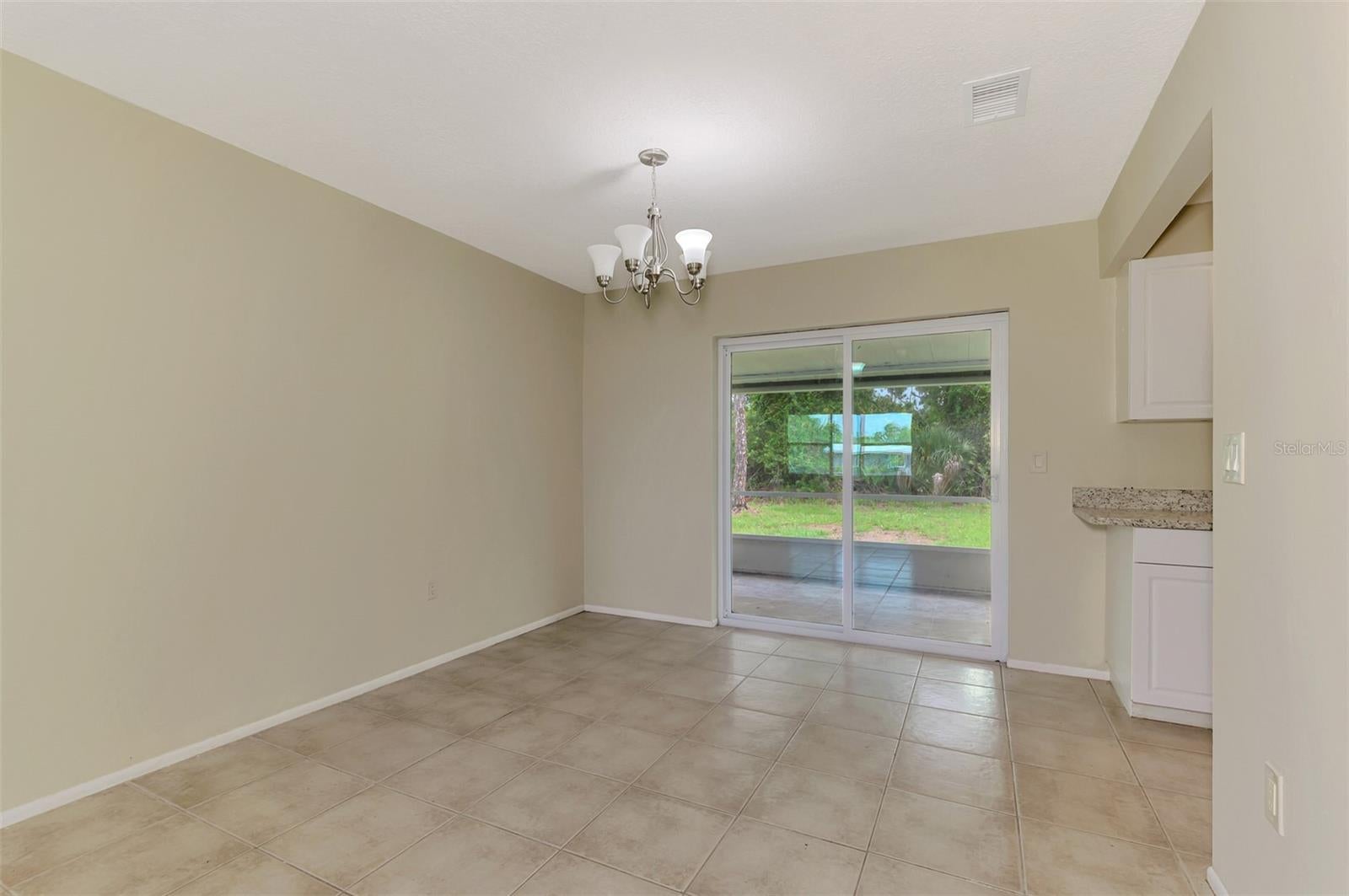 TUDOR CIRCLE 01 - Residential