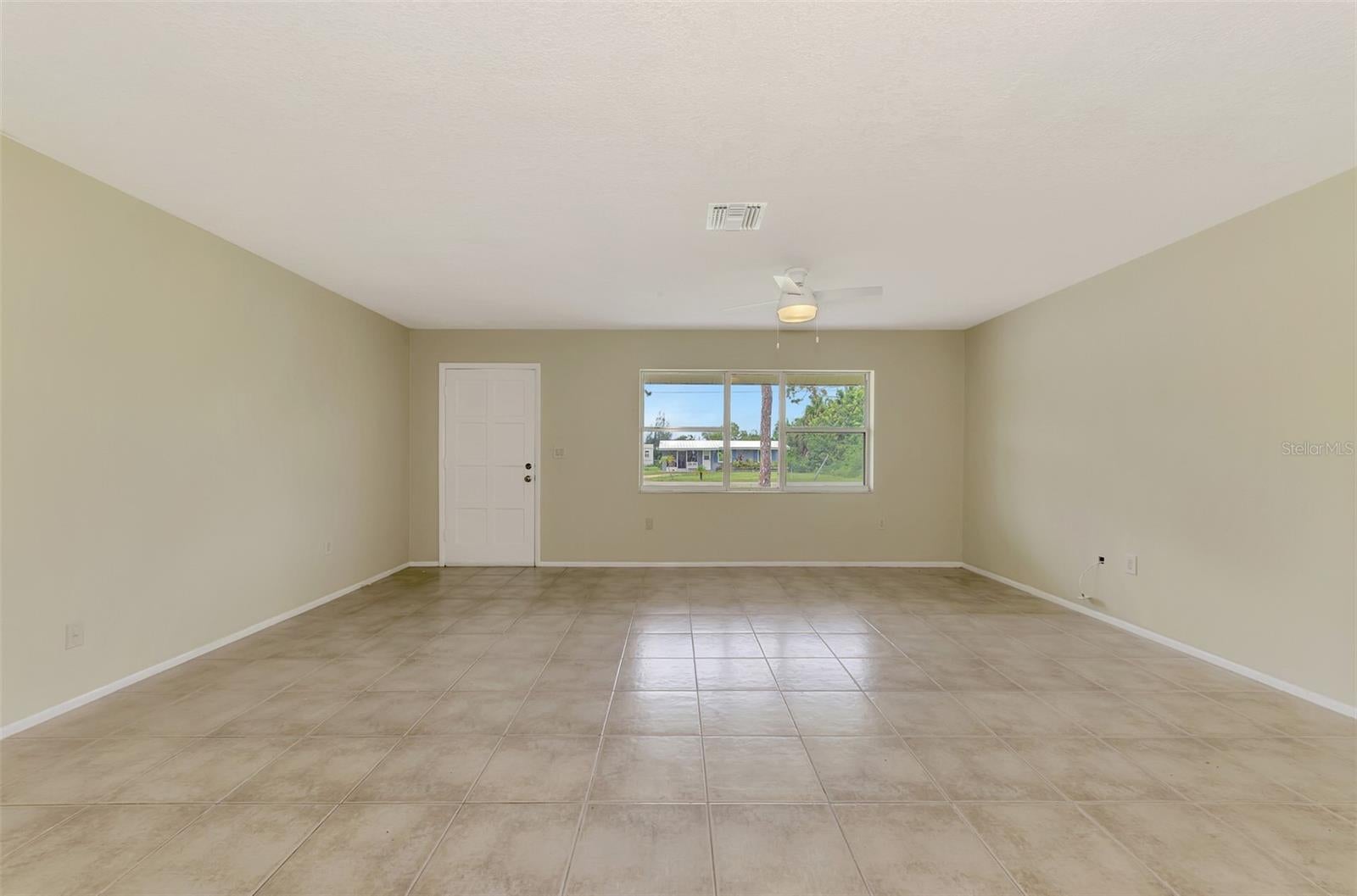 TUDOR CIRCLE 01 - Residential