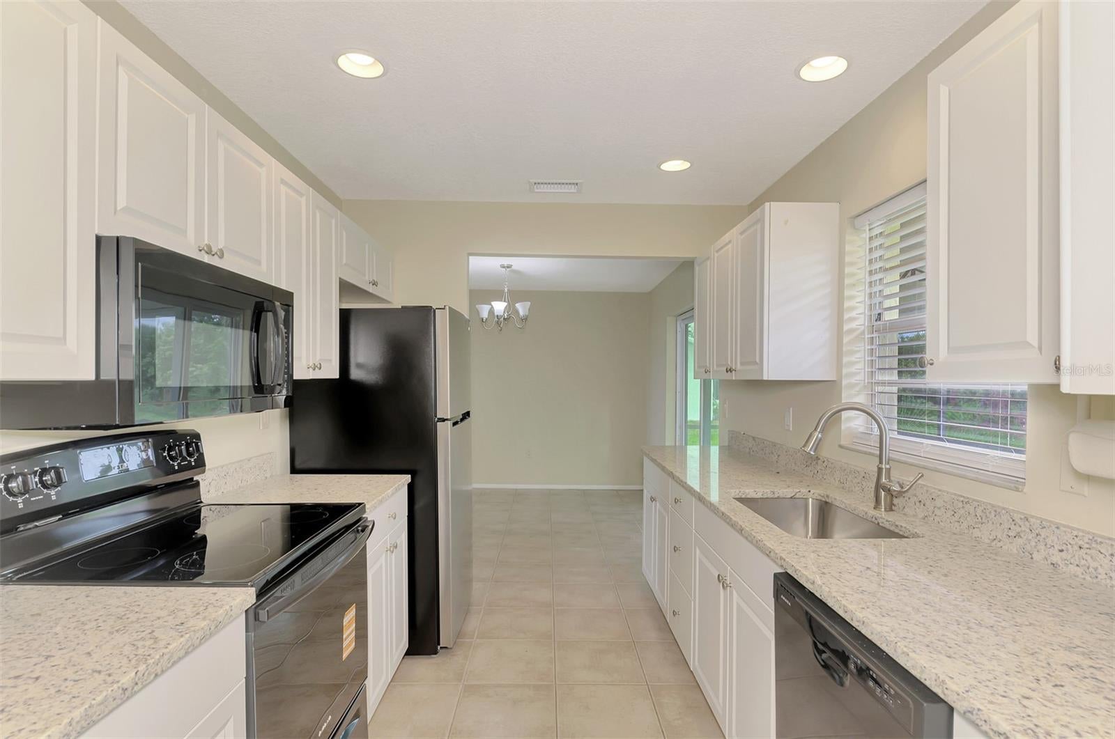 TUDOR CIRCLE 01 - Residential