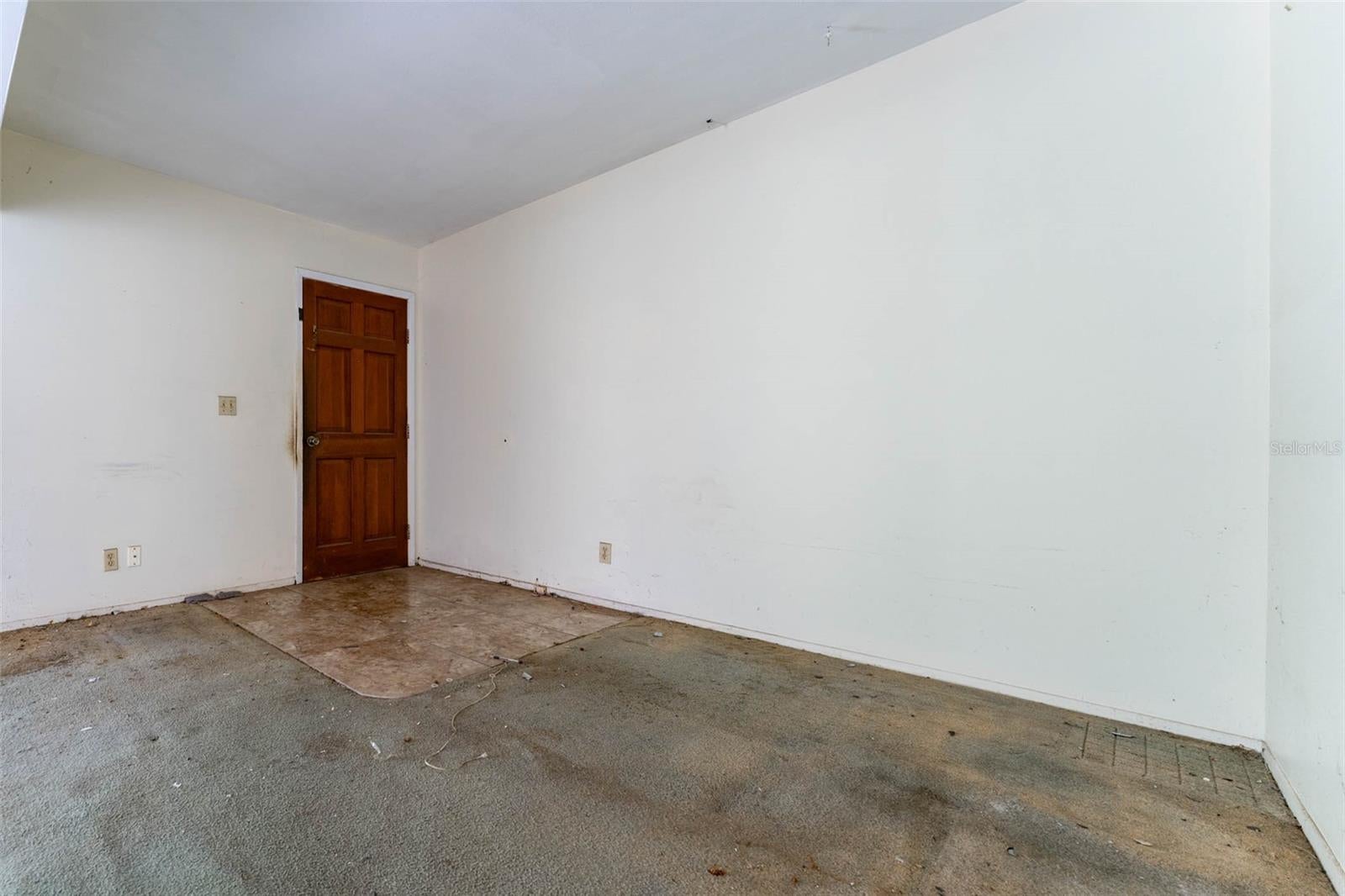 1063 - SOUTH VENICE 50 - Residential