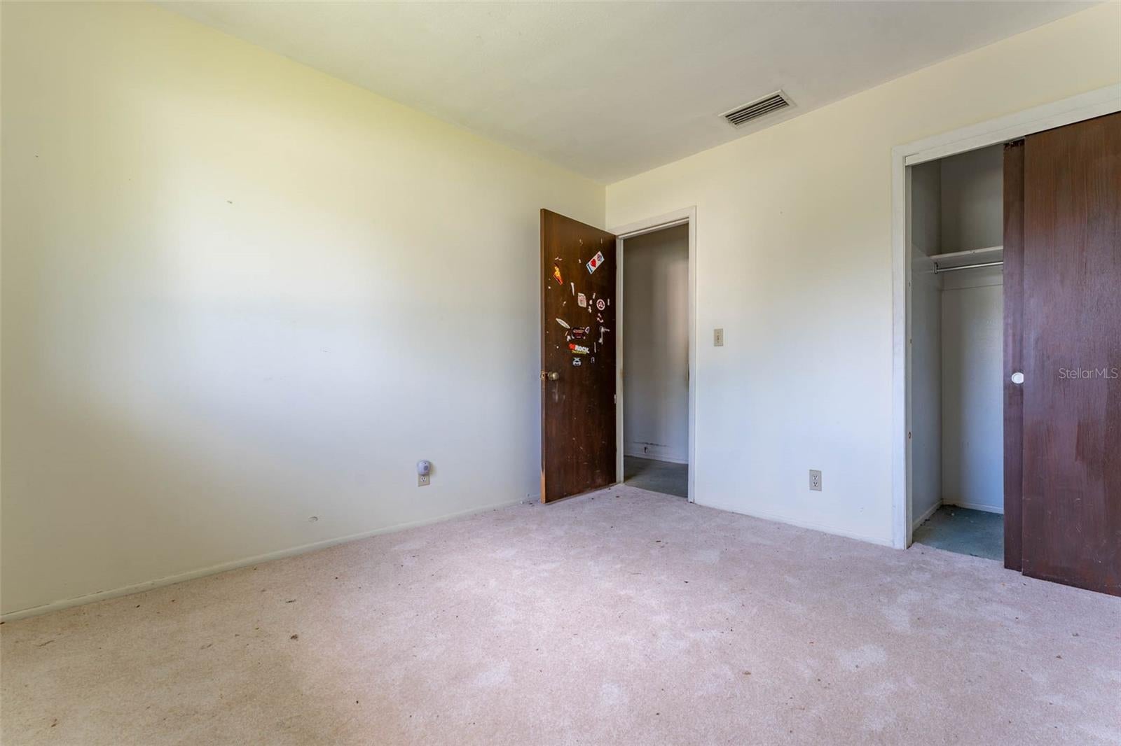 1063 - SOUTH VENICE 50 - Residential