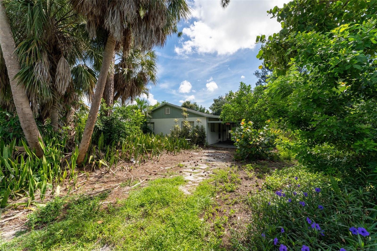 1063 - SOUTH VENICE 50 - Residential