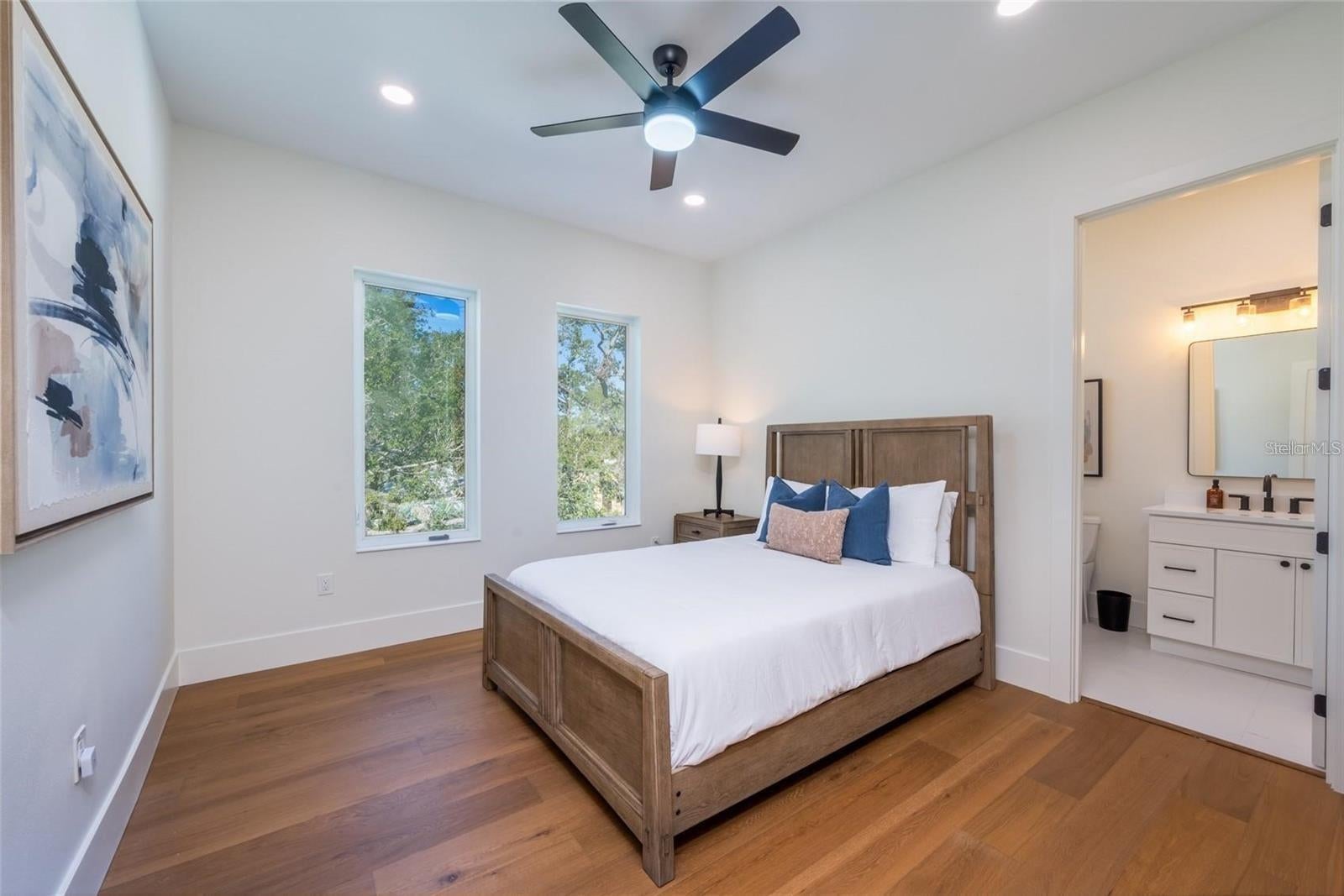 RUSTIC LODGE - Residential