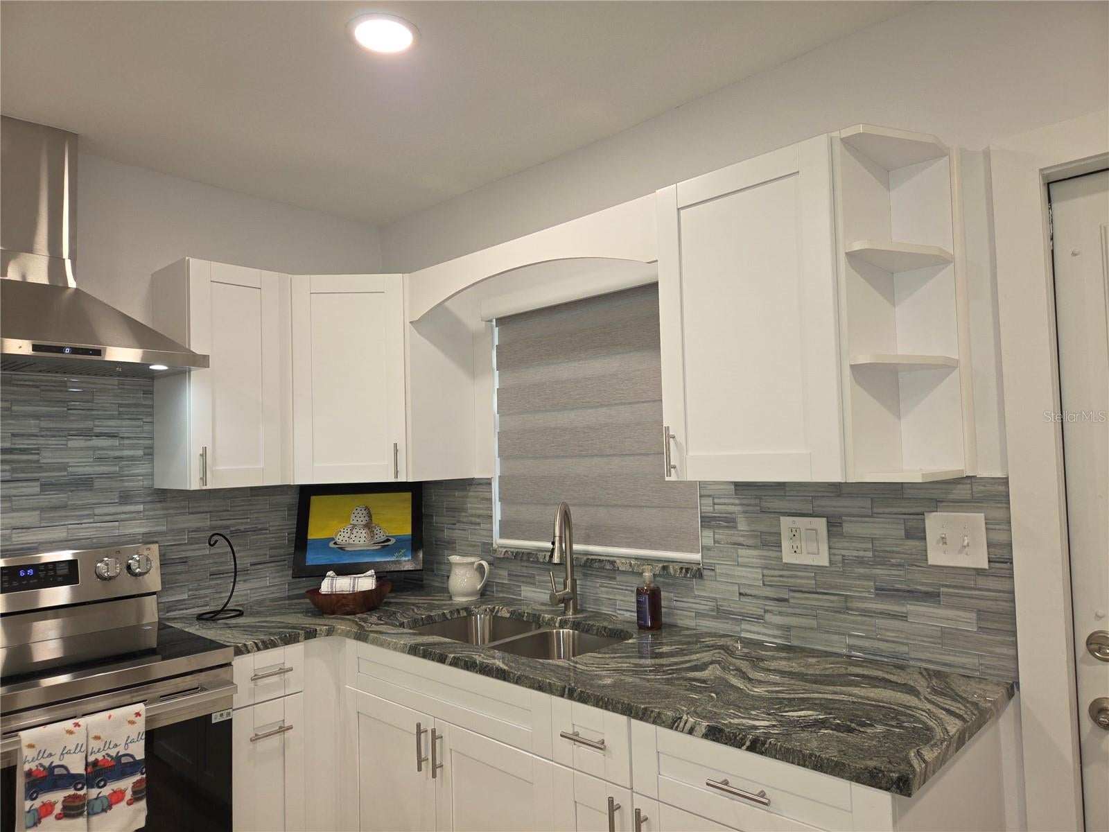 JOHN H DREWS FIRST EXT - Residential