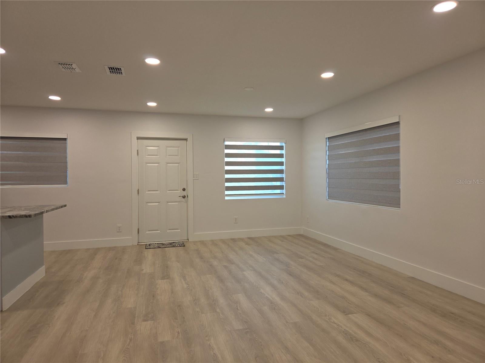 JOHN H DREWS FIRST EXT - Residential